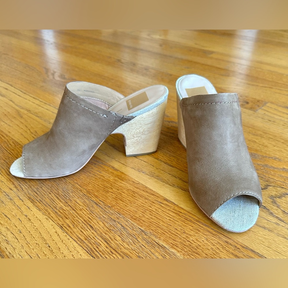 Dolce Vita Peep Toe Mule with Unique Wood Heal - NIB
